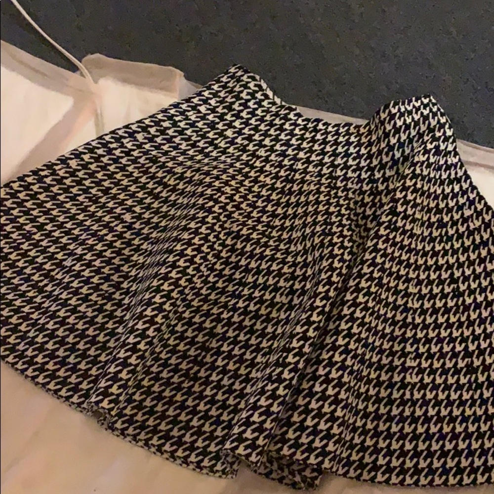 Super cute Houndstooth Skater Skirt